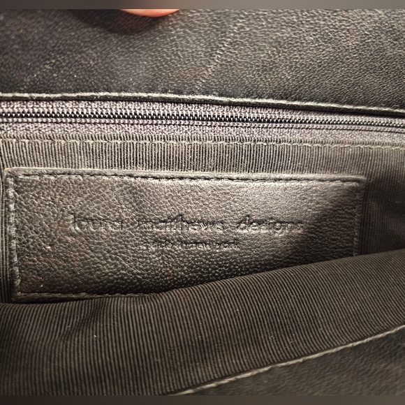 Laura Matthew's Clutch Leather - Picture 4 of 5